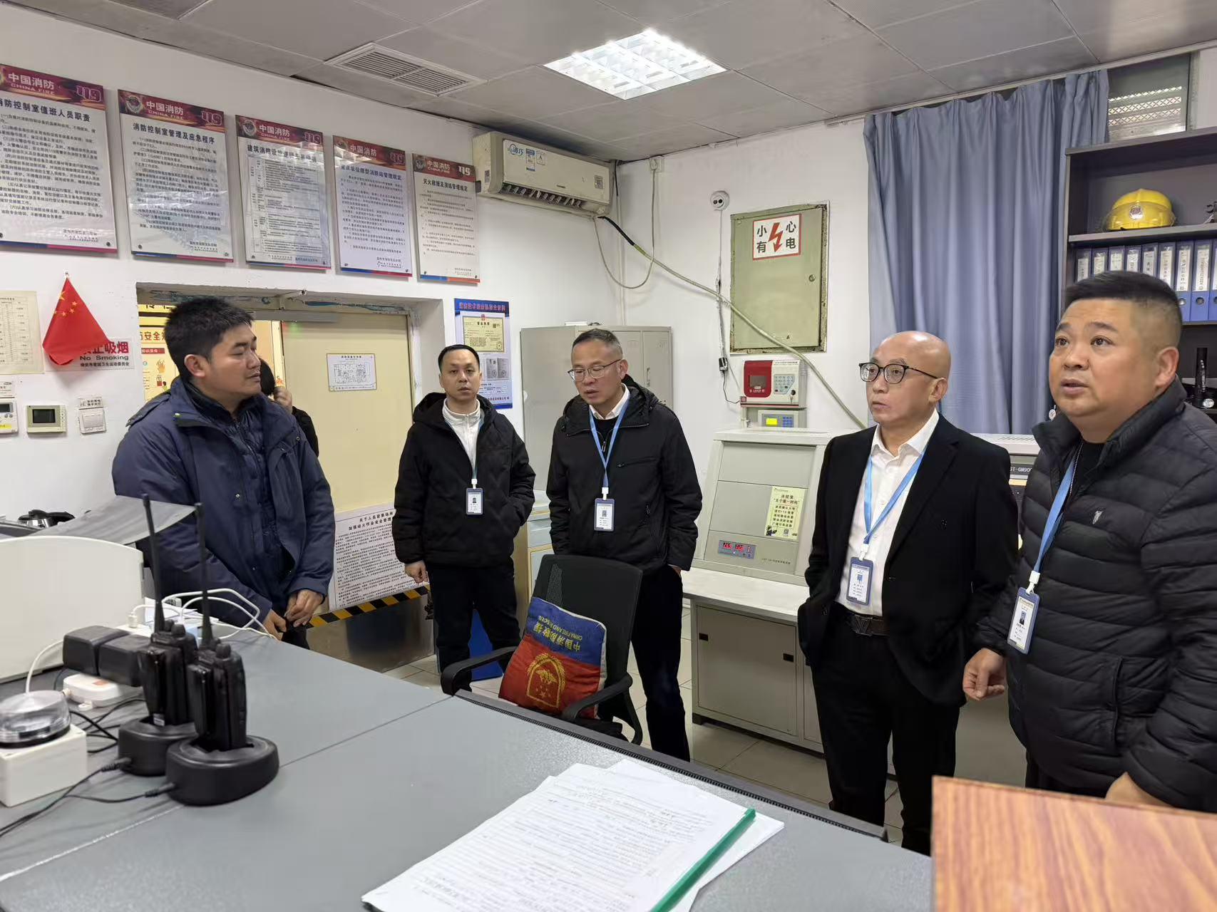 32cf3a4ee4fb5e53dd2f3a2516c0e960