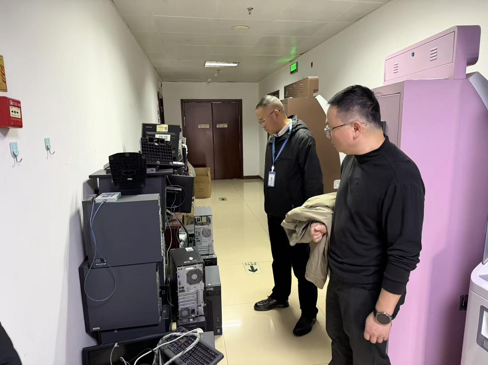 9487ac5ae605570bb3bf3b7b81a5b887