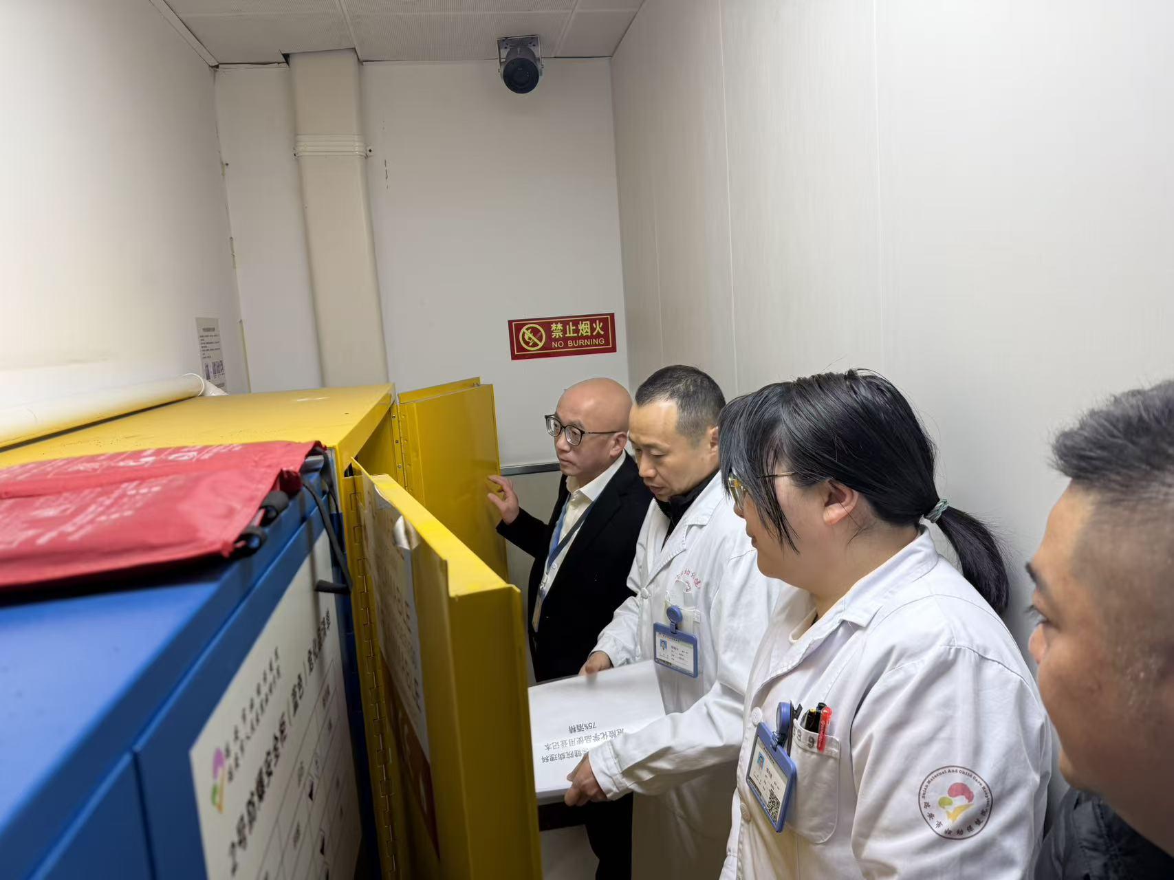 a4f712a31f04fa8505f49e30a50d716e