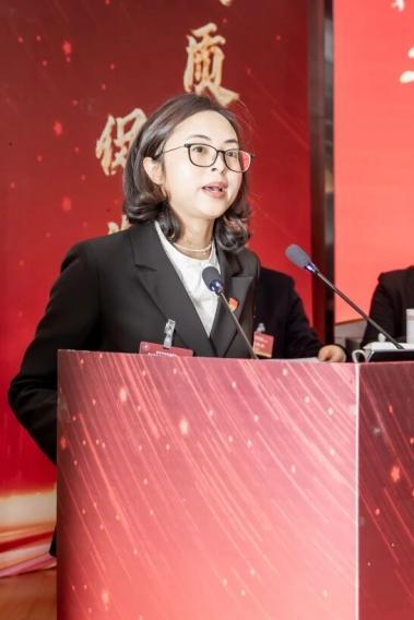 8abcf25fbfd1304d83038415aebfc448