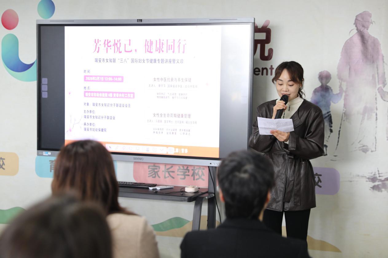 4ce89216a656a4ab518d158bc021ddb8