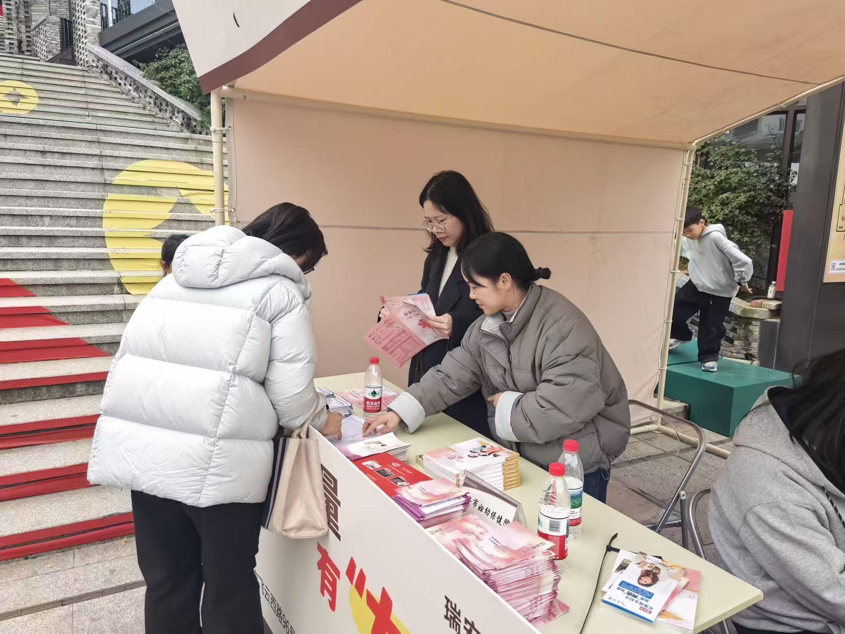 85bb39a03a724ee3fc0c75f694d1617a